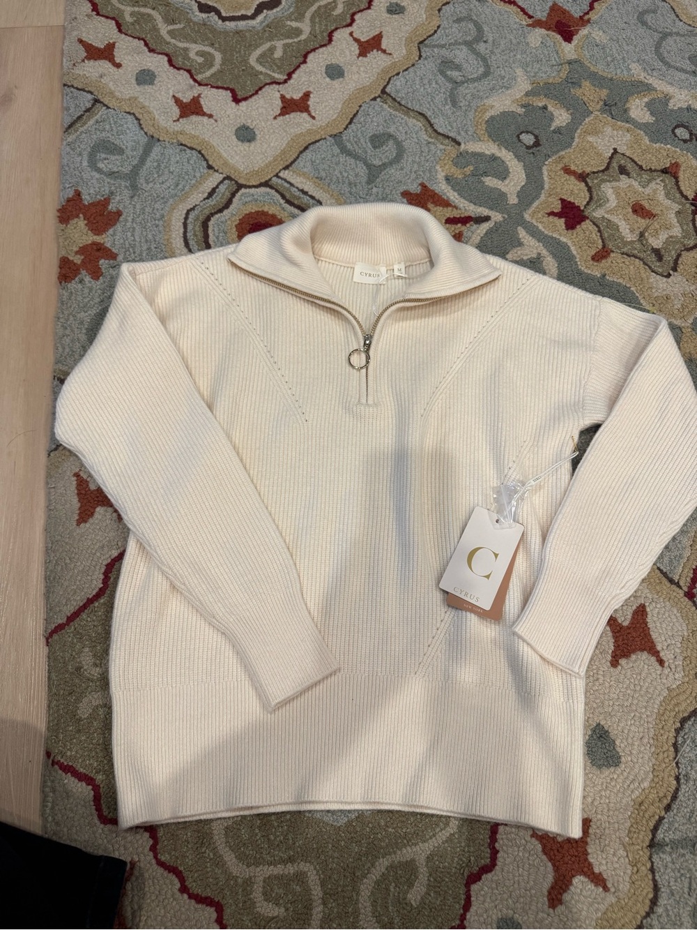 Cyrus Cream Ribbed Knit Half Zip Sweater Pullover NWT Women’s Size Medium New